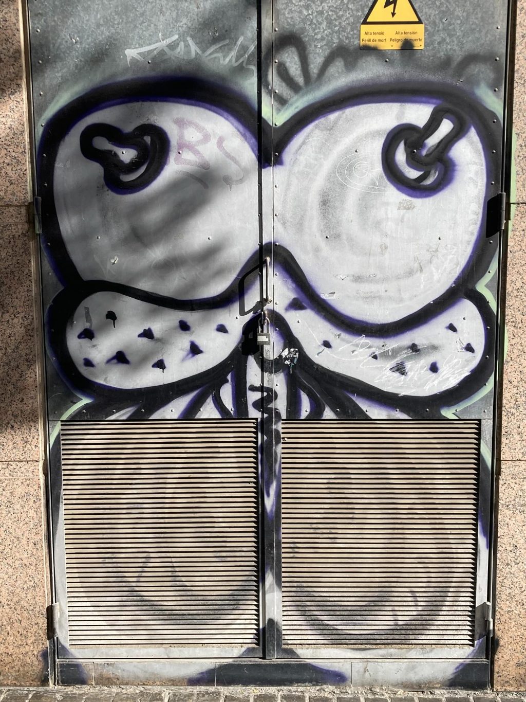 Instagram post from aishkonatn. This post is in position 2.